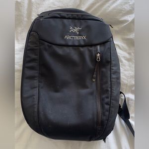 Arc’teryx Blade24 backpack black